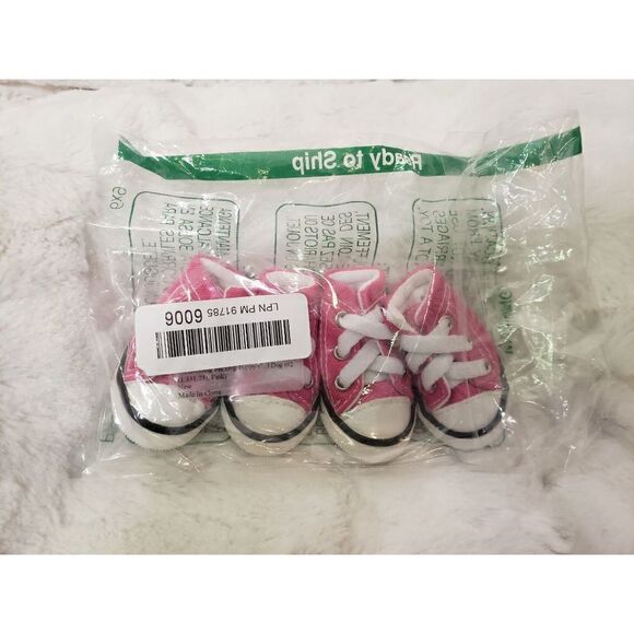 NEW Pink Dog Gym Shoes Size 2 - Picture 2 of 5